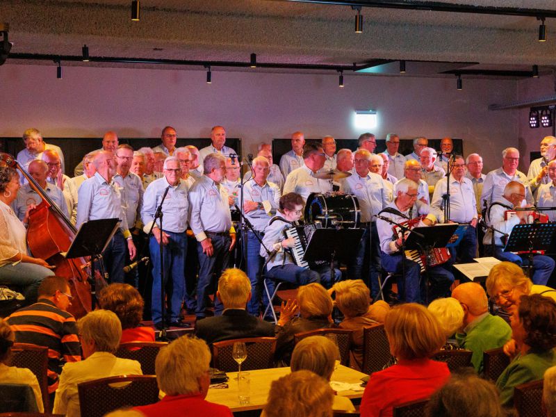 poortzangers spoorkoor concert 7 mei 2022